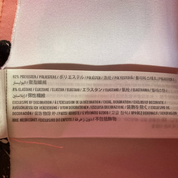 ❣️$7 Deal❣️Abercrombie and Fitch Scuba Skort - Picture 9 of 12